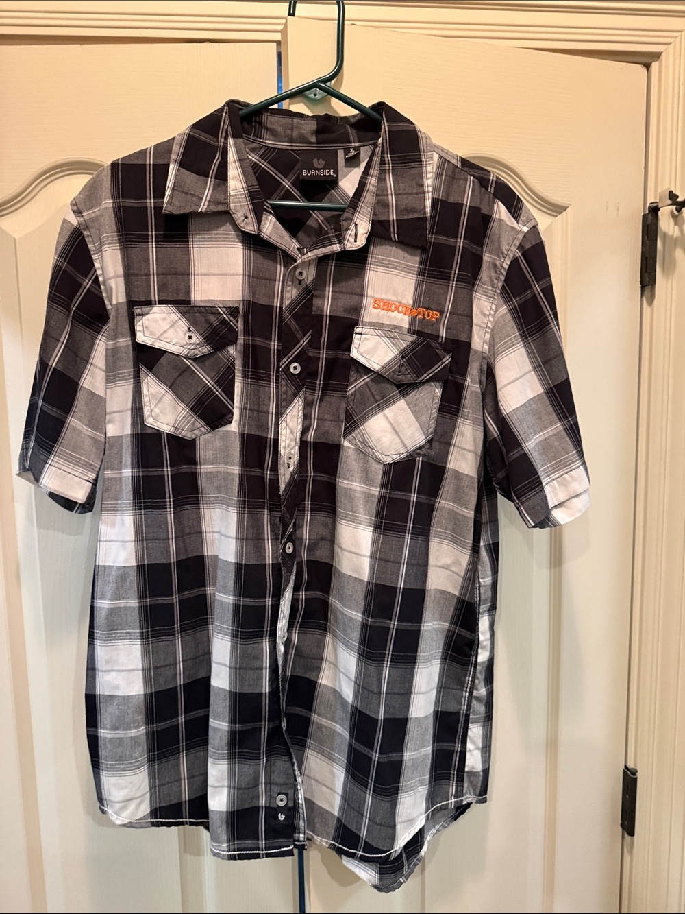 burnside Black & White Plaid Short-Sleeve Button-Down Shirt